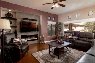 Photo #2: 6118525 Listing
