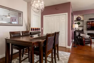 Photo #4: 6118525 Listing