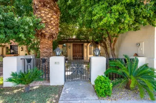 Photo #2: 6118614 Listing 