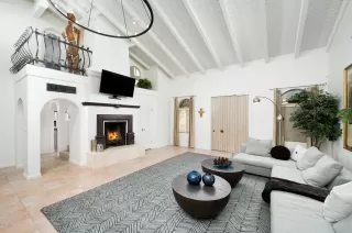 Photo #6: 6118614 Listing 