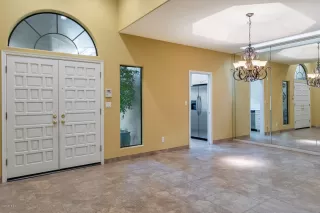 Photo #3: 6118742 Listing