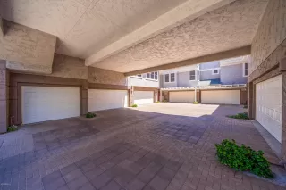 Photo #2: 6118946 Listing 