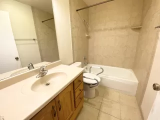 Photo #5: 6119174 Listing