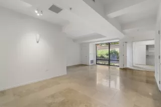 Photo #1: 6119328 Listing 