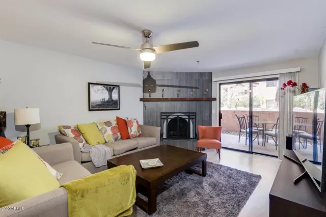 MLS: 6119360 Condo For Sale