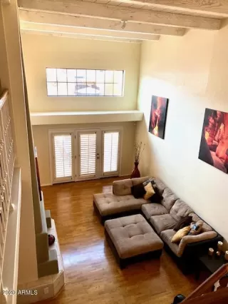 Photo #6: 6119546 Listing