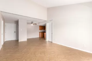 Photo #3: 6119690 Listing