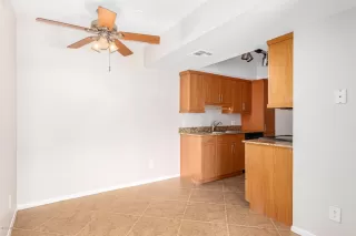 Photo #5: 6119690 Listing