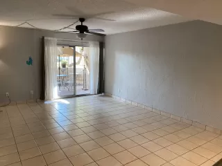 Photo #3: 6119740 Listing