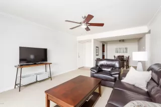 Photo #5: 6119819 Listing 