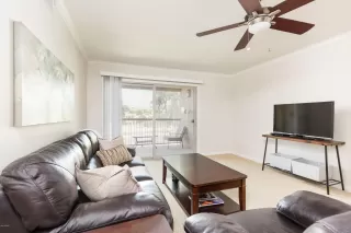 Photo #6: 6119819 Listing 
