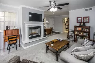 Photo #3: 6119935 Listing 