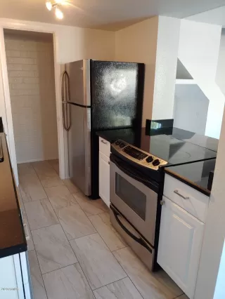 Photo #1: 6119986 Listing 