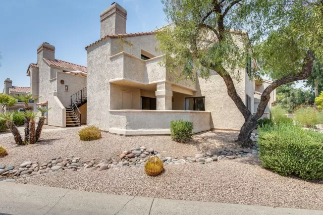 MLS: 6120034 Condo For Sale