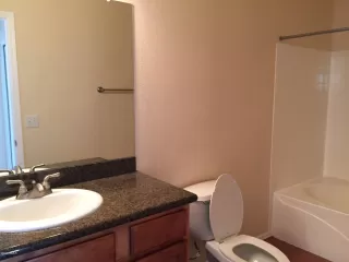 Photo #4: 6120099 Listing