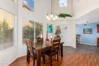 Photo #5: 6120122 Listing