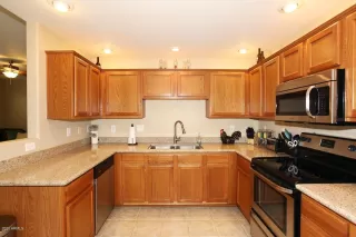 Photo #5: 6120362 Listing 