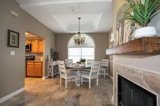 Photo #3: 6120574 Listing