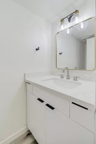 Photo #4: 6120787 Listing