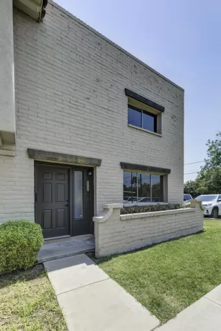 Photo #5: 6120787 Listing