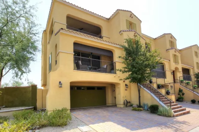 MLS: 6120882 Condo For Sale