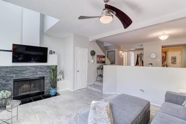 MLS: 6121083 Condo For Sale