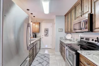 Photo #2: 6121083 Listing