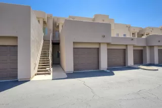 Photo #1: 6121136 Listing 