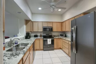 Photo #2: 6121136 Listing 