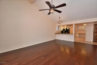 Photo #5: 6121417 Listing 