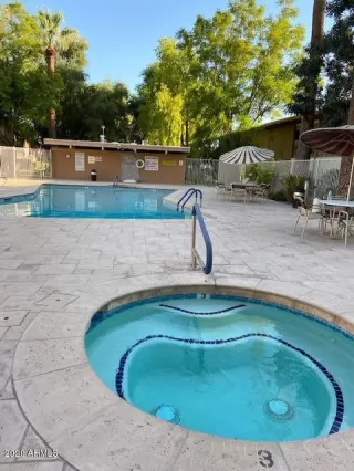 Photo #6: 6121424 Listing