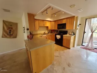Photo #4: 6121520 Listing 