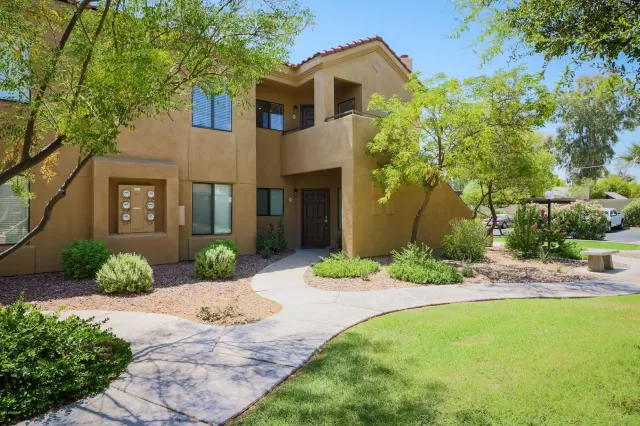 MLS: 6121669 Condo For Sale