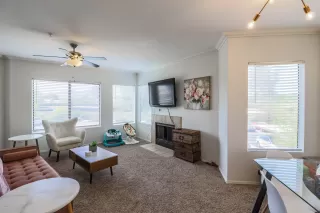 Photo #3: 6121669 Listing