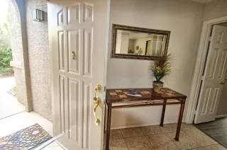 Photo #6: 6121778 Listing