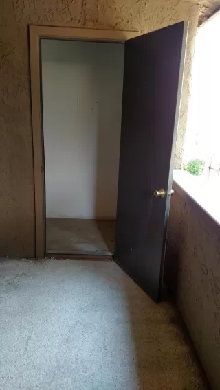 Photo #5: 6121931 Listing