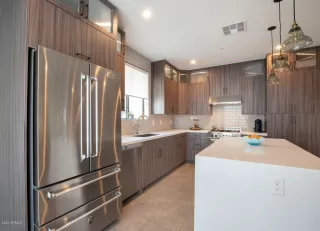 Photo #2: 6121944 Listing