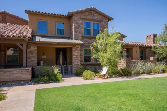 MLS: 6121967 Condo For Sale