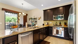 Photo #2: 6122135 Listing 