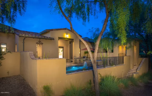 MLS: 6122466 Condo For Sale