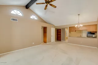 Photo #6: 6122561 Listing 