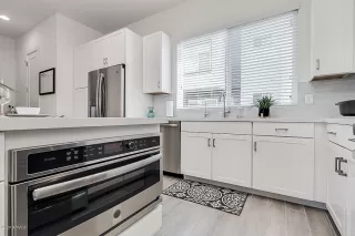 Photo #6: 6122562 Listing