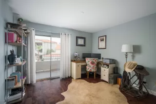 Photo #5: 6122625 Listing