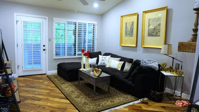 MLS: 6122865 Condo For Sale