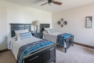 Photo #5: 6123261 Listing