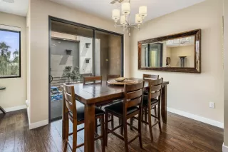 Photo #6: 6123361 Listing