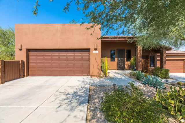 MLS: 6123896 Condo For Sale