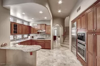 Photo #2: 6123975 Listing 