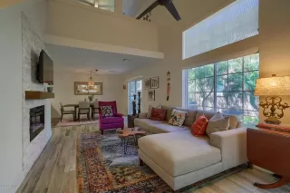 Photo #3: 6124000 Listing 