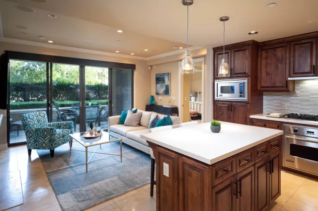 MLS: 6124065 Condo For Sale